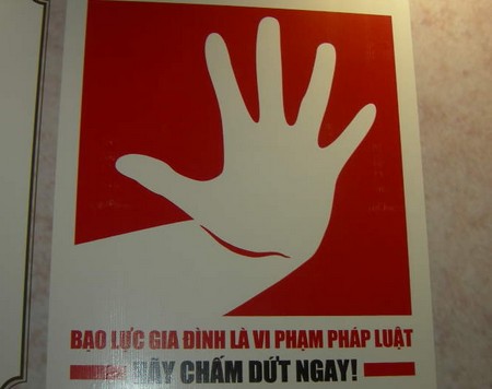 Xử phạt h&agrave;nh vi bạo lực gia đ&igrave;nh